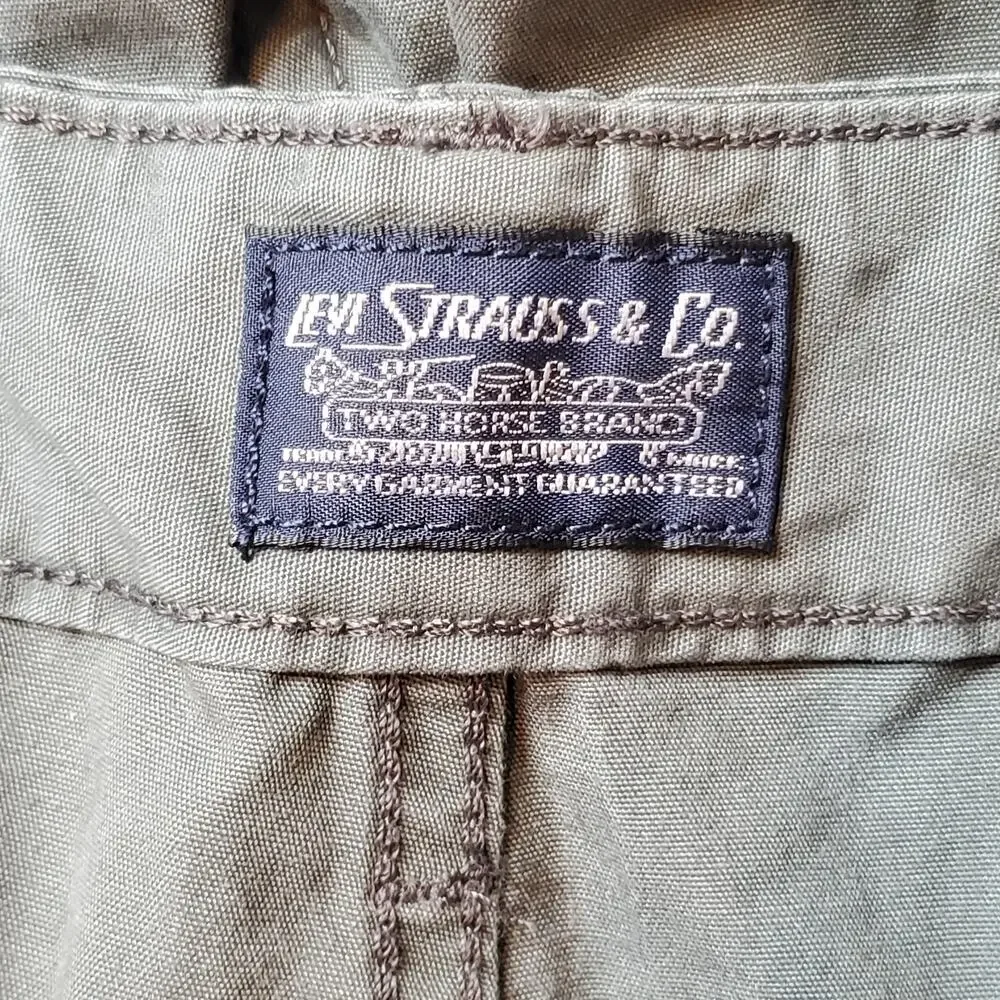 Levi's Men's Size 38 NWT Carrier Cargo Shorts Grey 001KG0024